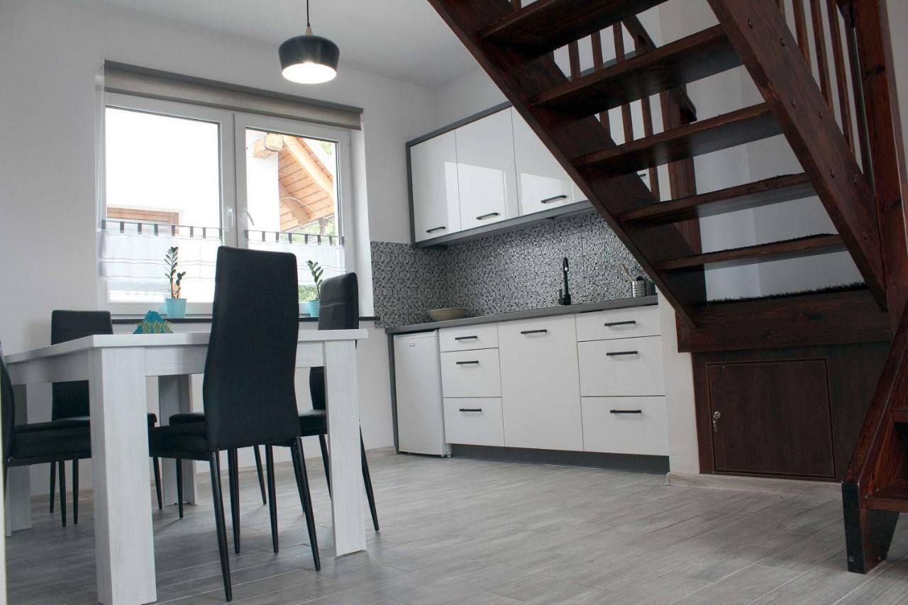 Vila U Przyjaciol Zarnowska Exteriér fotografie